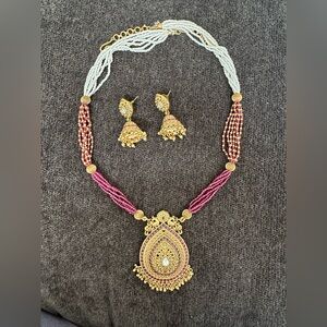 Elegant Gold and Purple/Pink Necklace Set